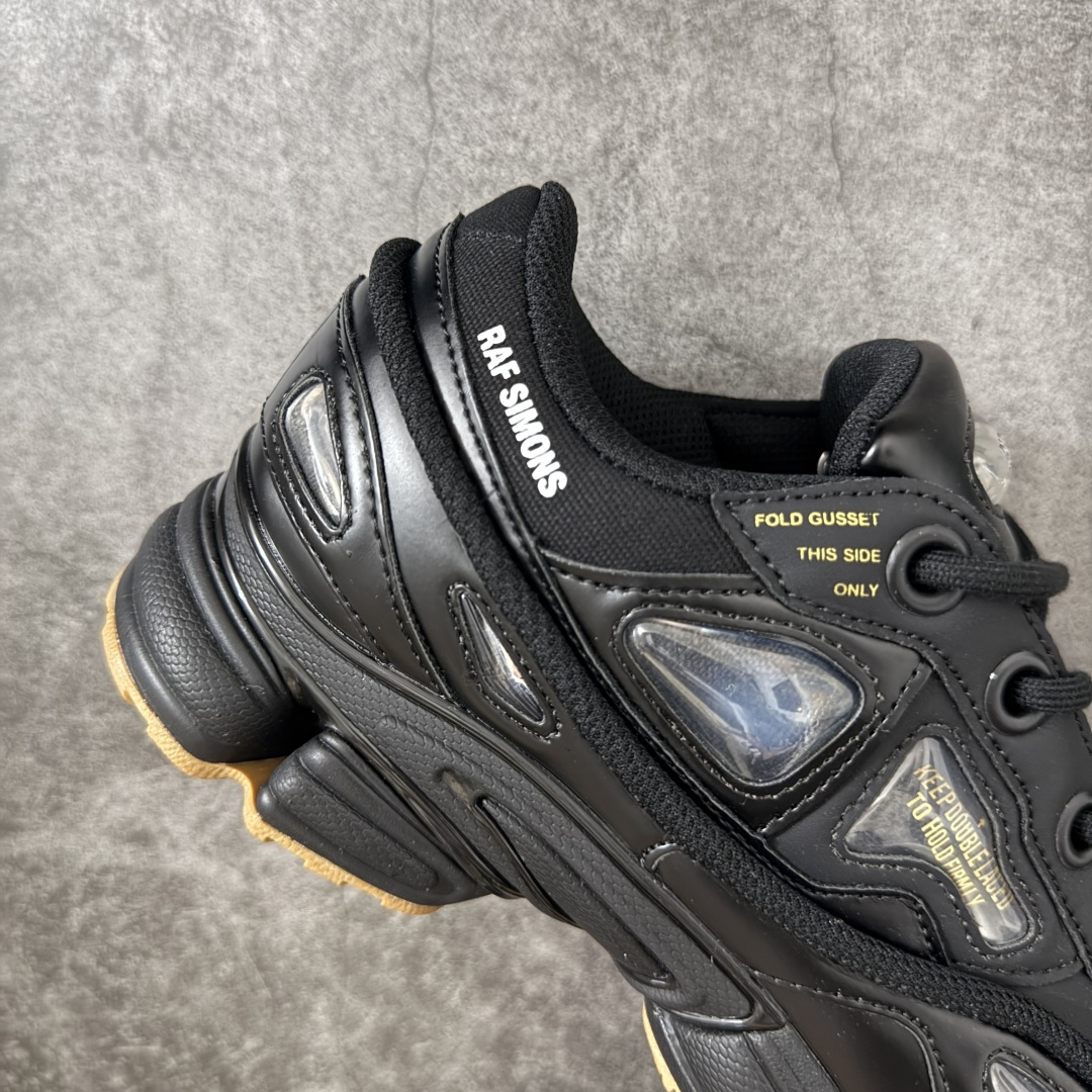 Adidas 阿迪 x RAF SIMONS 拉夫西蒙 Ozweego 先锋潮流 水泡 复古低帮休闲鞋 B26077 独 Adidas 阿迪 x RAF SIMONS 拉夫西蒙 Ozweego 先锋潮流 水泡 复古低帮休闲鞋 B26077 独