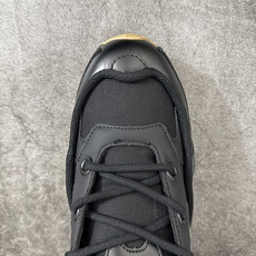 Adidas 阿迪 x RAF SIMONS 拉夫西蒙 Ozweego 先锋潮流 水泡 复古低帮休闲鞋 B26077 独 Adidas 阿迪 x RAF SIMONS 拉夫西蒙 Ozweego 先锋潮流 水泡 复古低帮休闲鞋 B26077 独
