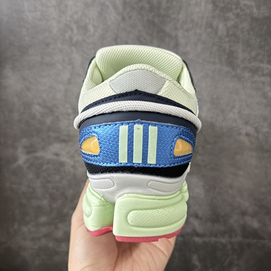Adidas 阿迪 x RAF SIMONS 拉夫西蒙 Ozweego 先锋潮流 水泡 复古低帮休闲鞋 B26077 独 Adidas 阿迪 x RAF SIMONS 拉夫西蒙 Ozweego 先锋潮流 水泡 复古低帮休闲鞋 B26077 独