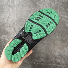 Adidas 阿迪 x RAF SIMONS 拉夫西蒙 Ozweego 先锋潮流 水泡 复古低帮休闲鞋 BY9866 独 Adidas 阿迪 x RAF SIMONS 拉夫西蒙 Ozweego 先锋潮流 水泡 复古低帮休闲鞋 BY9866 独