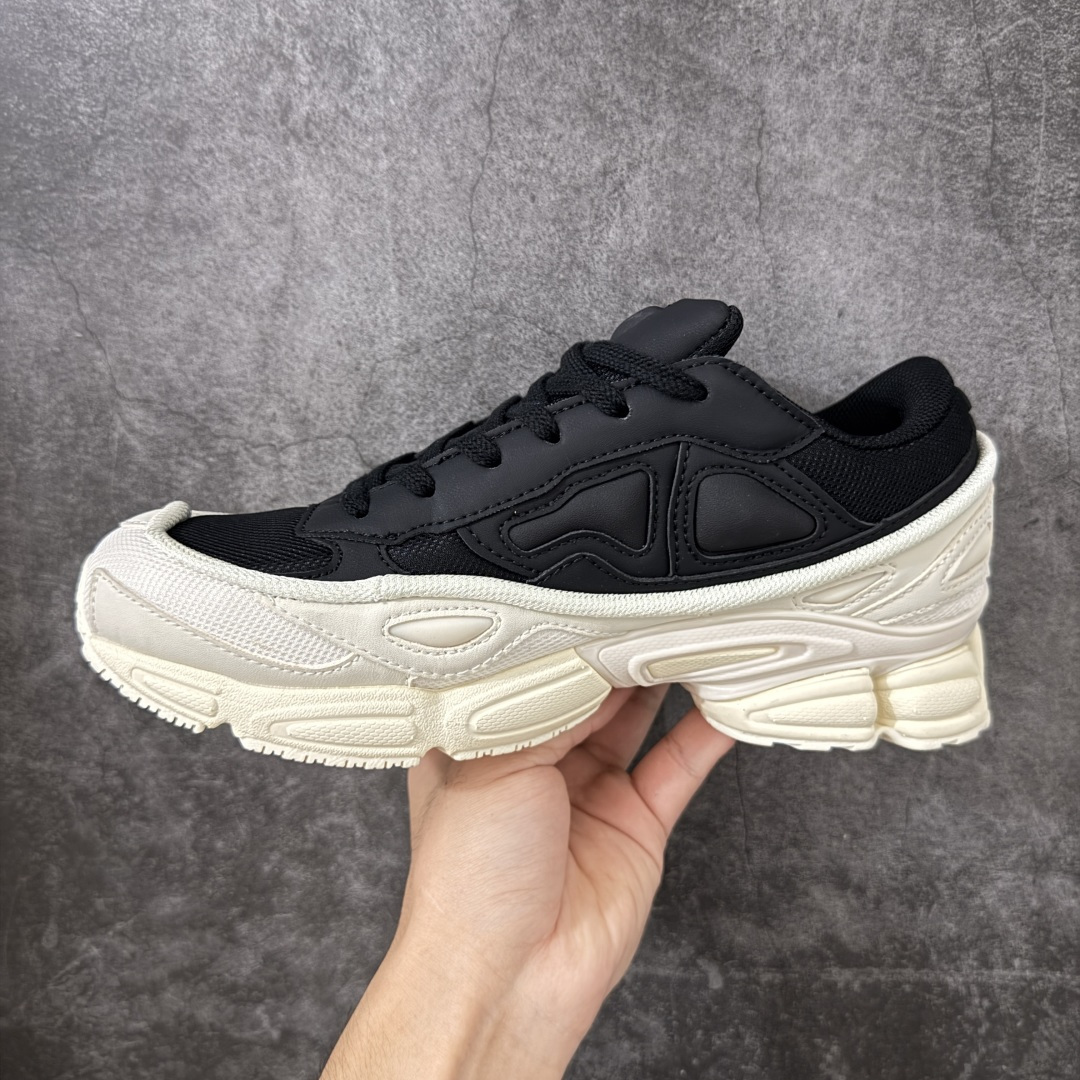 Adidas 阿迪 x RAF SIMONS 拉夫西蒙 Ozweego 先锋潮流 水泡 复古低帮休闲鞋 F34264 独 Adidas 阿迪 x RAF SIMONS 拉夫西蒙 Ozweego 先锋潮流 水泡 复古低帮休闲鞋 F34264 独