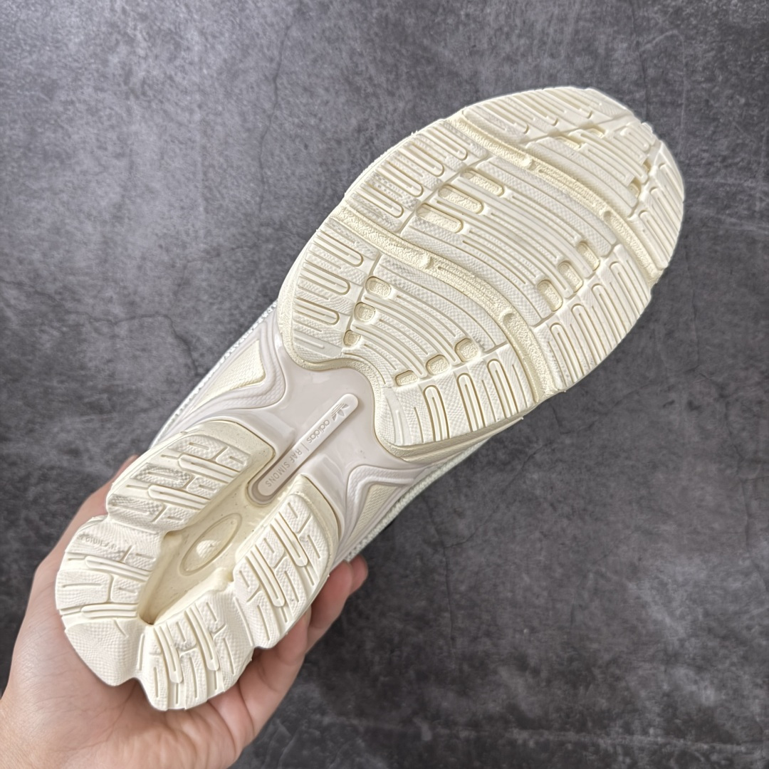 Adidas 阿迪 x RAF SIMONS 拉夫西蒙 Ozweego 先锋潮流 水泡 复古低帮休闲鞋 F34264 独 Adidas 阿迪 x RAF SIMONS 拉夫西蒙 Ozweego 先锋潮流 水泡 复古低帮休闲鞋 F34264 独