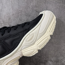 Adidas 阿迪 x RAF SIMONS 拉夫西蒙 Ozweego 先锋潮流 水泡 复古低帮休闲鞋 F34264 独 Adidas 阿迪 x RAF SIMONS 拉夫西蒙 Ozweego 先锋潮流 水泡 复古低帮休闲鞋 F34264 独