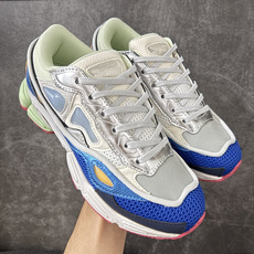 Adidas 阿迪 x RAF SIMONS 拉夫西蒙 Ozweego 先锋潮流 水泡 复古低帮休闲鞋 S74145 独 Adidas 阿迪 x RAF SIMONS 拉夫西蒙 Ozweego 先锋潮流 水泡 复古低帮休闲鞋 S74145 独