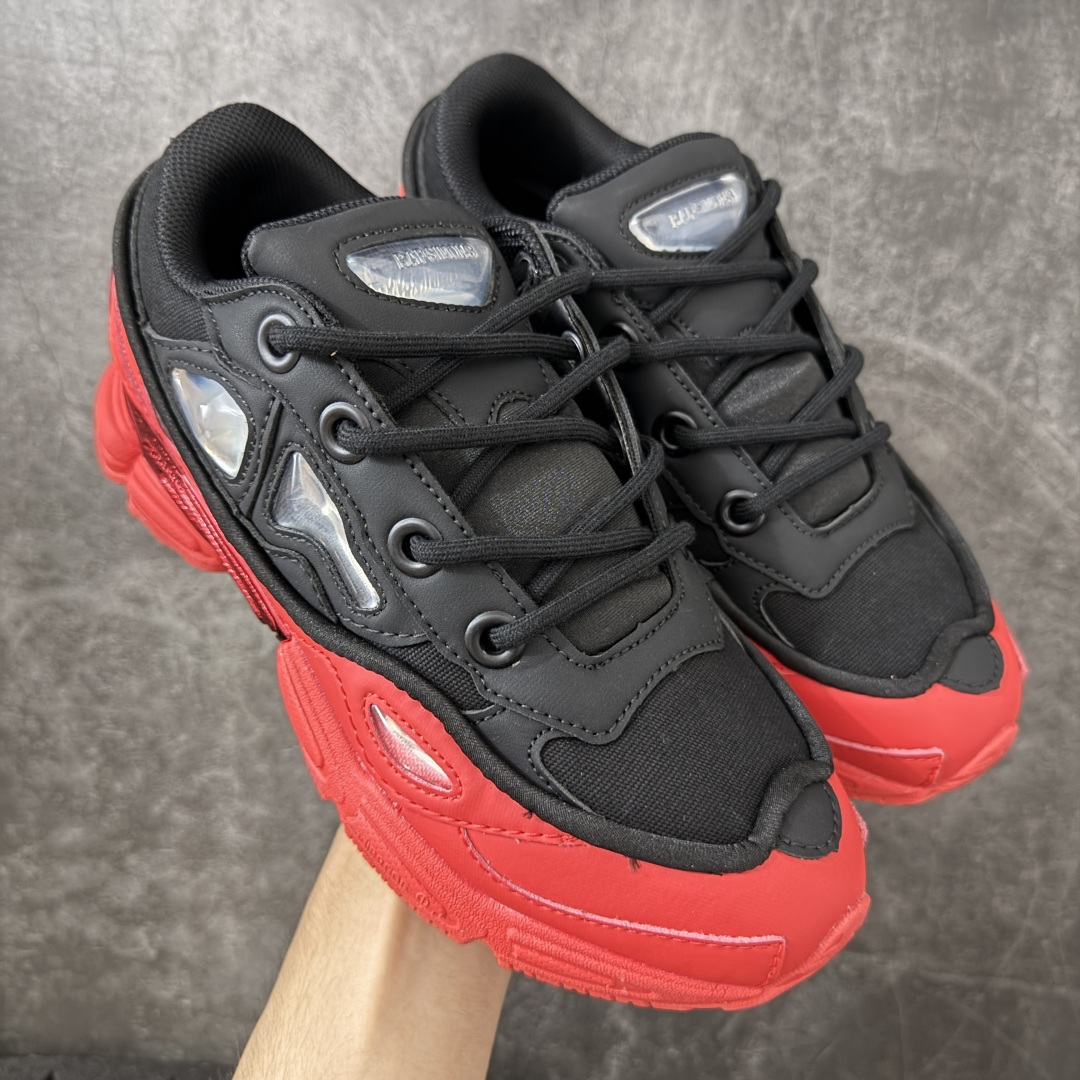Adidas 阿迪 x RAF SIMONS 拉夫西蒙 Ozweego 先锋潮流 水泡 复古低帮休闲鞋 S74145 独 Adidas 阿迪 x RAF SIMONS 拉夫西蒙 Ozweego 先锋潮流 水泡 复古低帮休闲鞋 S74145 独