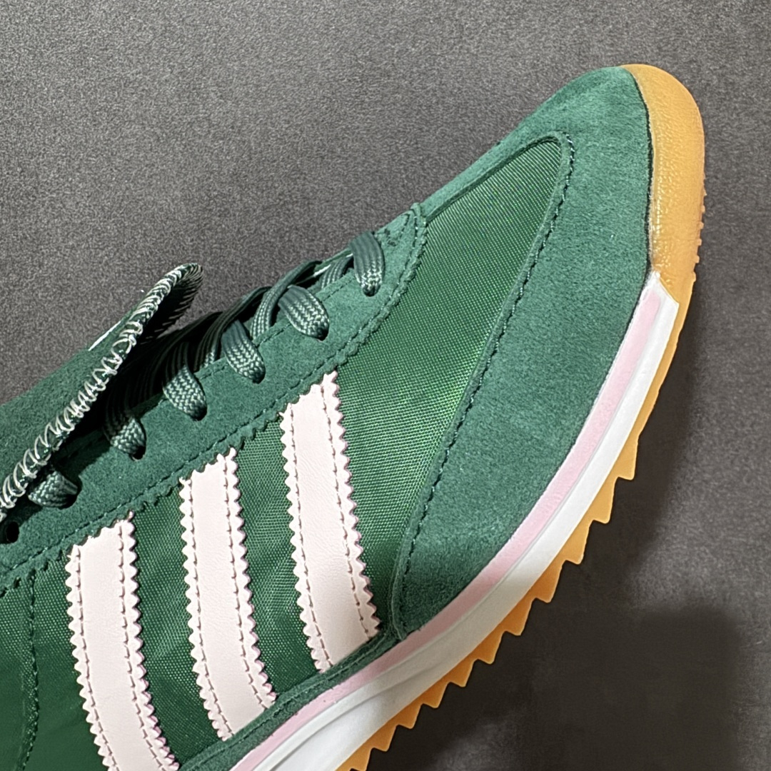 adidas originals SL 72 OG KITH复古单品 adidas originals SL 72 RS adidas originals SL 72 OG KITH复古单品 adidas originals SL 72 RS