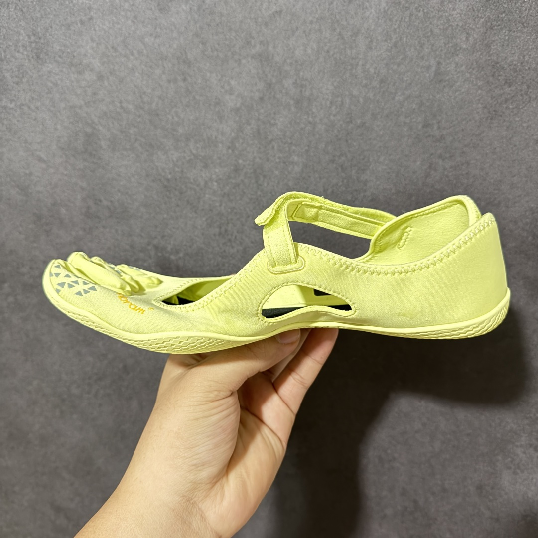 Vibram V-Soul 健身赤足深蹲支撑速干芭蕾五指鞋 货号：26W7203 尺码：36 37 38 39 40 4