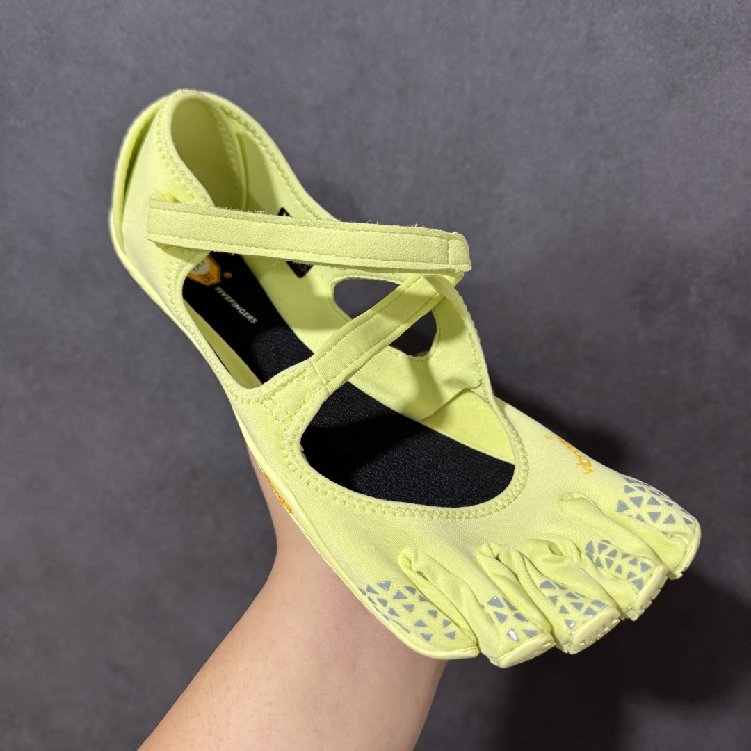 Vibram V-Soul 健身赤足深蹲支撑速干芭蕾五指鞋 货号：26W7203 尺码：36 37 38 39 40 4