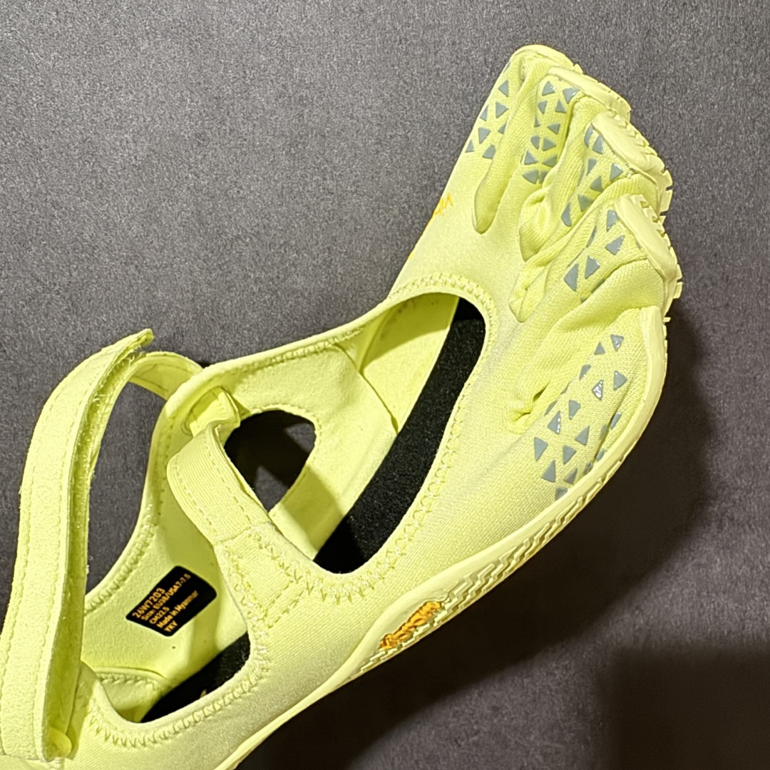 Vibram V-Soul 健身赤足深蹲支撑速干芭蕾五指鞋 货号：26W7203 尺码：36 37 38 39 40 4