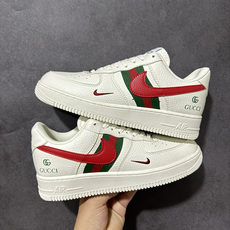 特价 Nike Air Force 1'07 Low 联名款 空军一号低帮休闲板鞋 #原楦原纸板 纯正空军版型 内置全掌 特价 Nike Air Force 1'07 Low 联名款 空军一号低帮休闲板鞋 #原楦原纸板 纯正空军版型 内置全掌