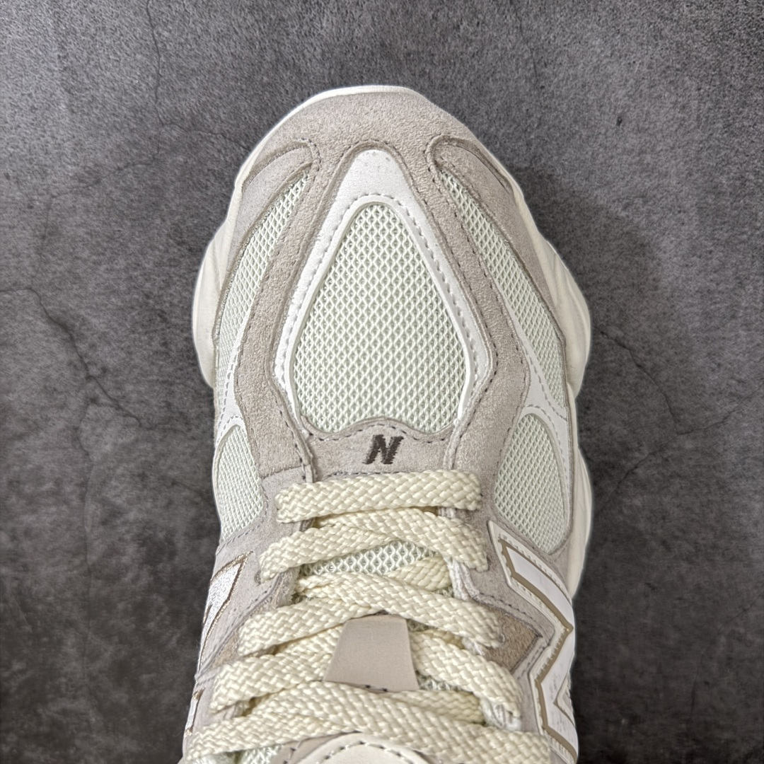 New Balance NB 9060 复古单品 鞋款灵感源自设计师本人对夏日的怀日回忆。鞋面大身由空间双格及磨砂鞋面拼 New Balance NB 9060 复古单品 鞋款灵感源自设计师本人对夏日的怀日回忆。鞋面大身由空间双格及磨砂鞋面拼