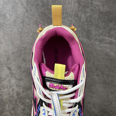 Off-White C/O VirGil Abloh 人气单品 2024s OW最新款情侣款跑鞋 百分百原盒正确版 原楦 Off-White C/O VirGil Abloh 人气单品 2024s OW最新款情侣款跑鞋 百分百原盒正确版 原楦