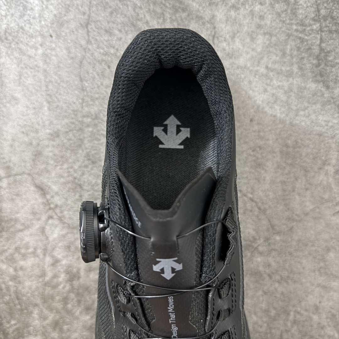 DESCENTE Ultra Ridge Boa 舒适运动 徒步鞋 官方同步上架 适合技术路线 单日徒步穿着 受到长途野