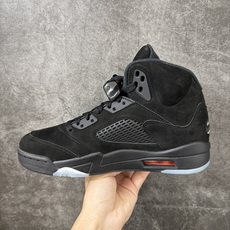 AJ5万圣节 Air Jordan 5 Halloween 舒适贴合 复古篮球鞋 黑红 货号:HQ7978-001 原厂 AJ5万圣节 Air Jordan 5 Halloween 舒适贴合 复古篮球鞋 黑红 货号:HQ7978-001 原厂