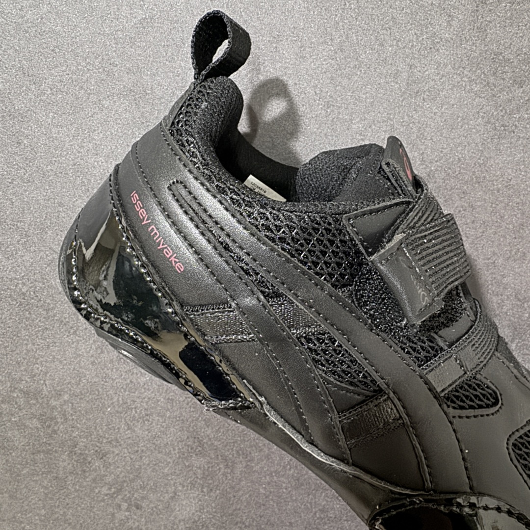 ISSEY MIYAKE/三宅一生 × ASICS HYPER TAPING 联名限定款 魔术贴薄底 舒适柔软 训练鞋 ISSEY MIYAKE/三宅一生 × ASICS HYPER TAPING 联名限定款 魔术贴薄底 舒适柔软 训练鞋