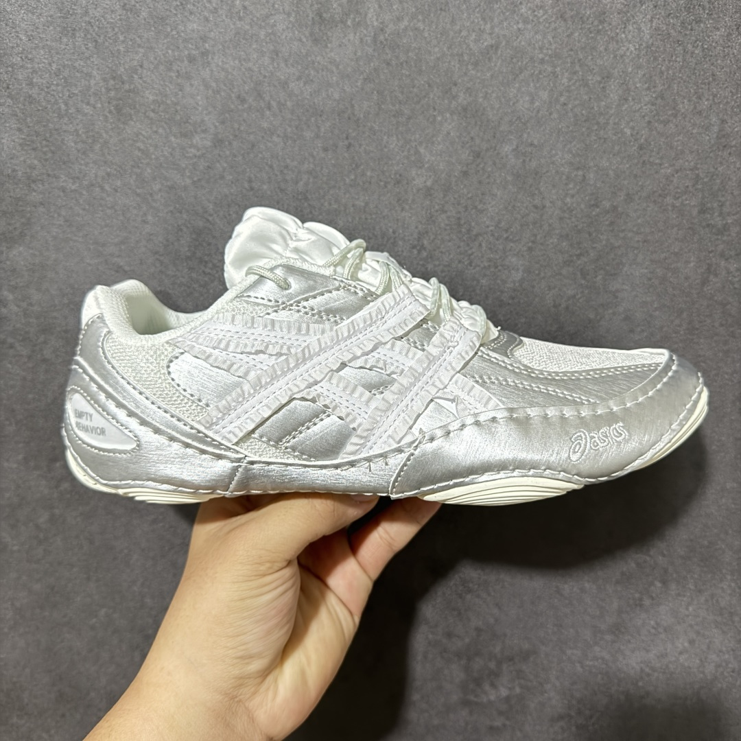 Asics Hypersync 亚瑟士 薄底德训 时尚经典透气包裹性轻便 低帮休闲板鞋 以复古之名 解锁街头新表达 低帮