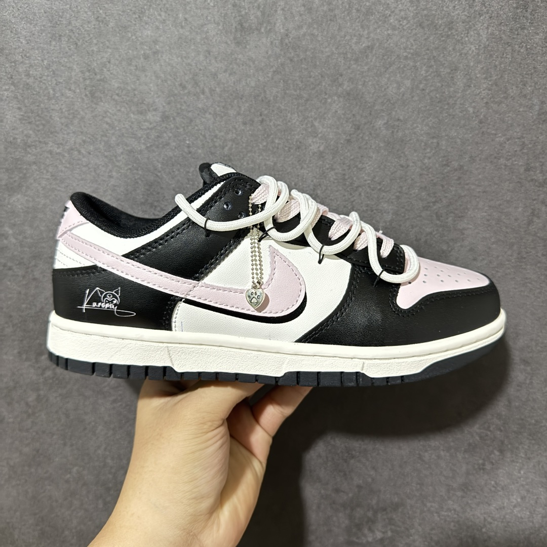 Nike SB Dunk Low 黑粉绑带 低帮休闲板鞋 CW1590-100 定制鞋盒 超高清洁度 皮料切割干净无任何