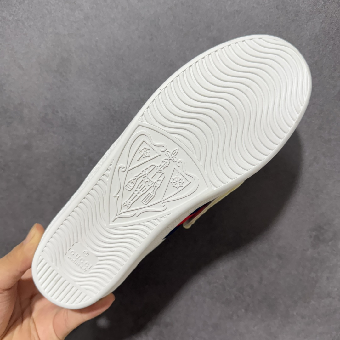 GUCCI古驰 Blind For Love 魔术贴情侣 拼色刺绣系列低帮潮流百搭休闲板鞋“米白深蓝红字母 货号：G34