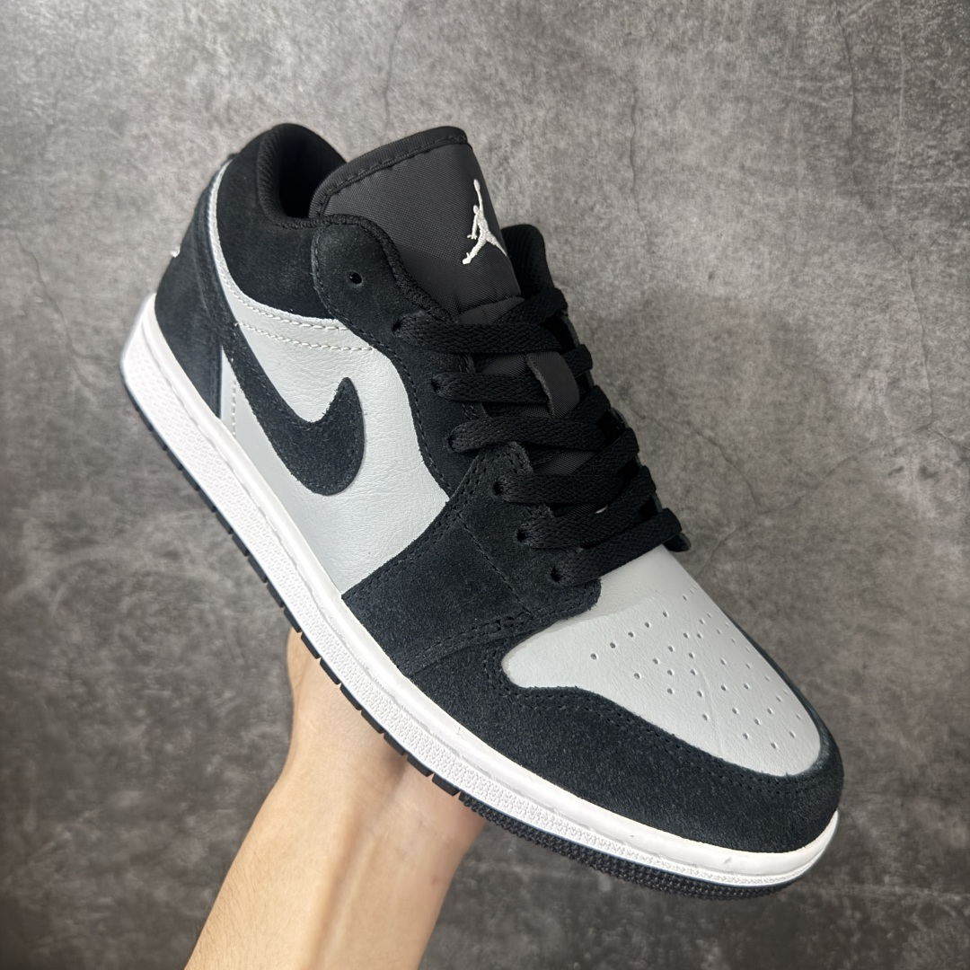 Air Jordan Low AJ1 乔1黑灰翻毛色 低帮文化休闲运动板鞋 -048 市面中低帮最具代表性版本没有之一 Air Jordan Low AJ1 乔1黑灰翻毛色 低帮文化休闲运动板鞋 -048 市面中低帮最具代表性版本没有之一