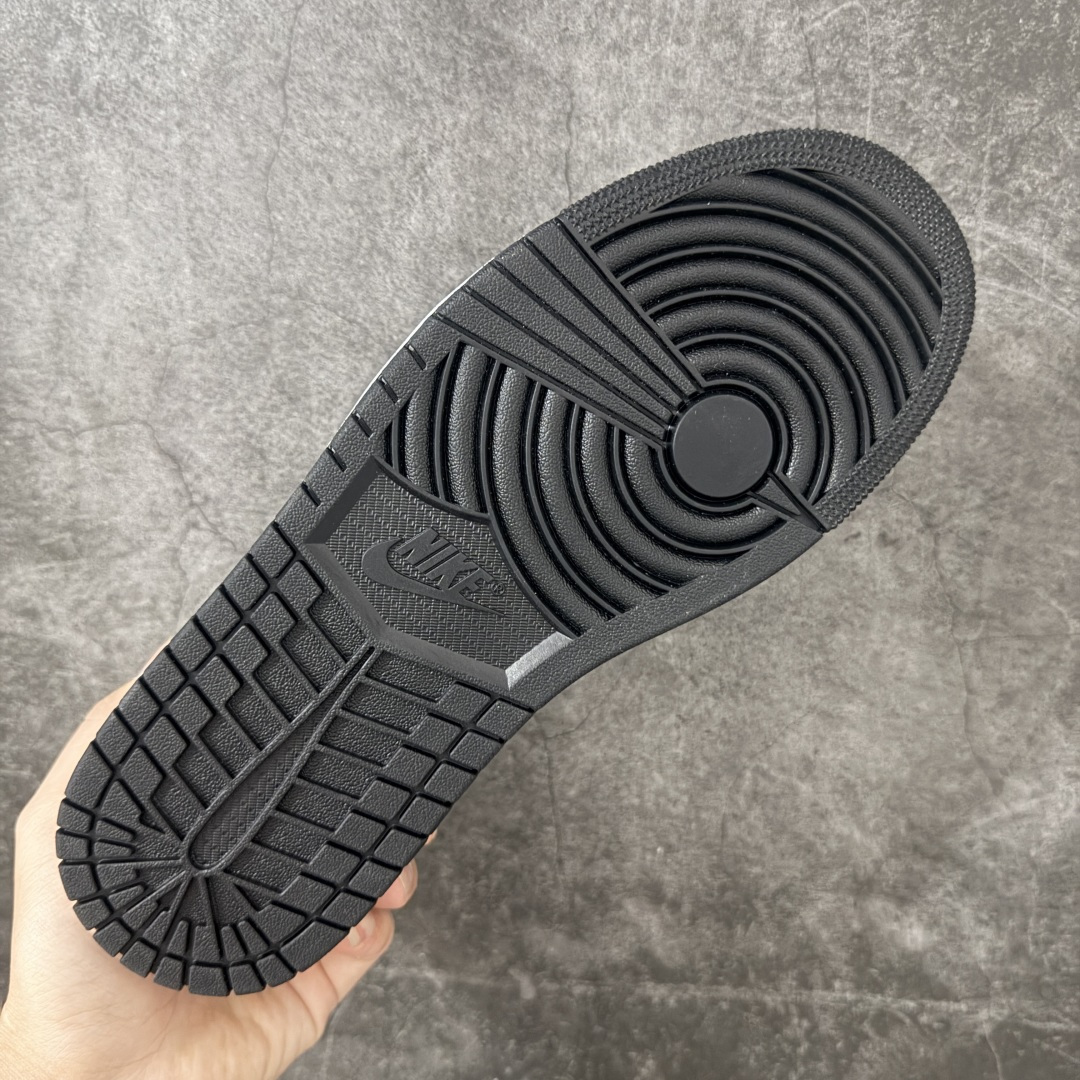Air Jordan Low AJ1 乔1黑灰翻毛色 低帮文化休闲运动板鞋 -048 市面中低帮最具代表性版本没有之一 Air Jordan Low AJ1 乔1黑灰翻毛色 低帮文化休闲运动板鞋 -048 市面中低帮最具代表性版本没有之一