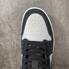 Air Jordan Low AJ1 乔1黑灰翻毛色 低帮文化休闲运动板鞋 -048 市面中低帮最具代表性版本没有之一 Air Jordan Low AJ1 乔1黑灰翻毛色 低帮文化休闲运动板鞋 -048 市面中低帮最具代表性版本没有之一