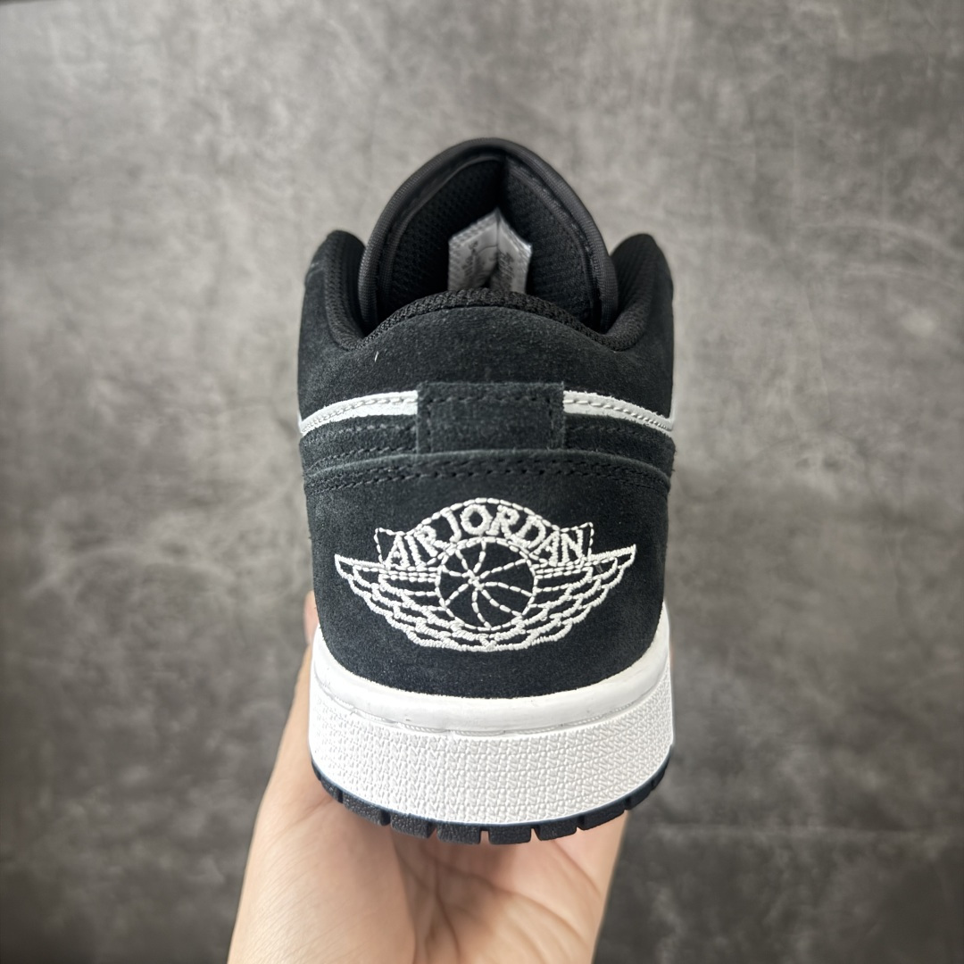 Air Jordan Low AJ1 乔1黑灰翻毛色 低帮文化休闲运动板鞋 -048 市面中低帮最具代表性版本没有之一 Air Jordan Low AJ1 乔1黑灰翻毛色 低帮文化休闲运动板鞋 -048 市面中低帮最具代表性版本没有之一