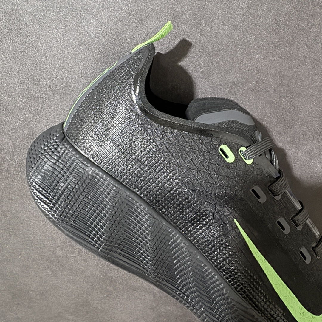 Nike AVA X 耐克 舒适贴合防滑跑步鞋 男款 黑绿 美式街头风格 适合通勤运动city walk 货号：HM96