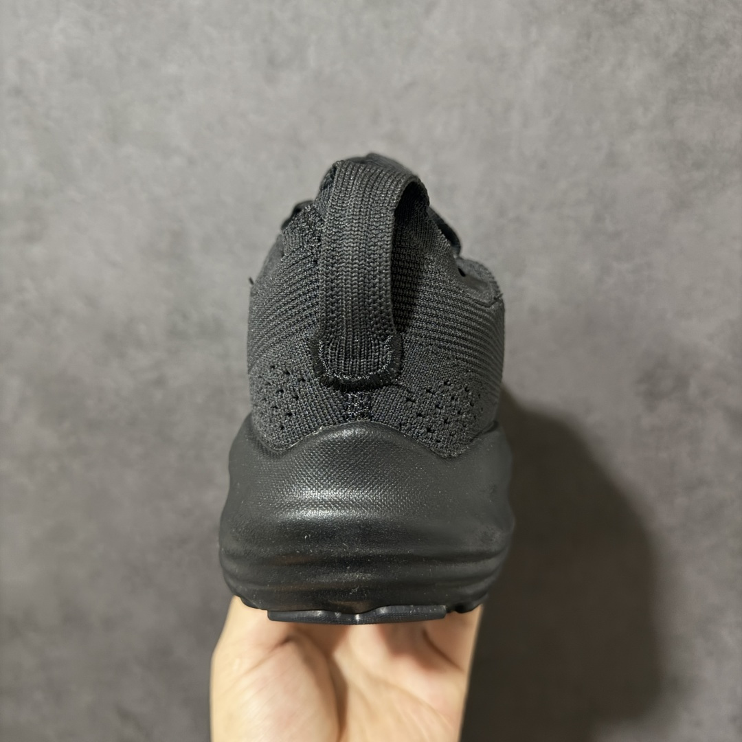 Brooks布鲁克斯 Glycerin StealthFit 22 时尚舒适百搭简约 低帮 跑步鞋 货号： 1B 068