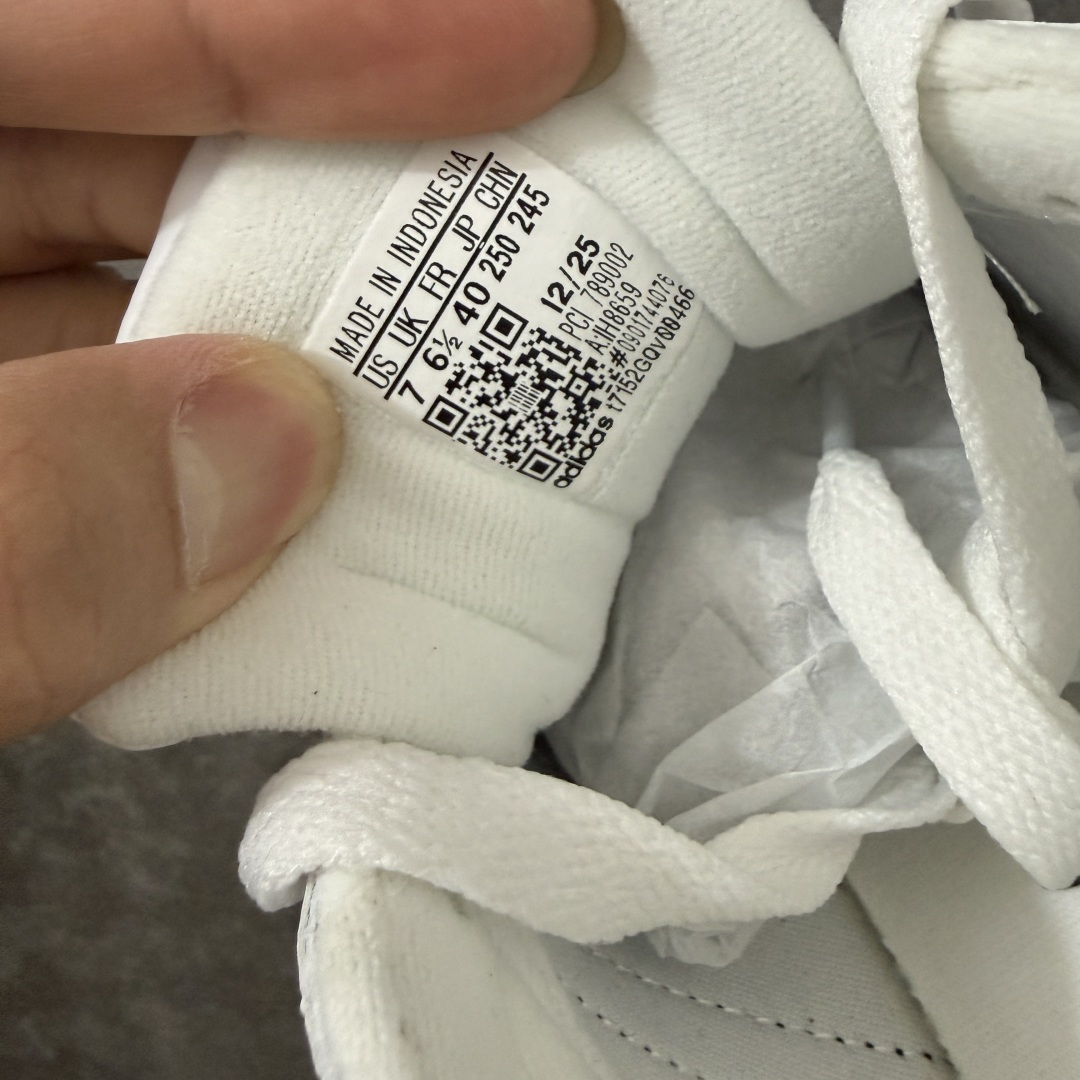 头层原厂皮 adidas originals Superstar 2 贝壳头 简约经典 舒适时尚 复古板鞋 男女同款 白 头层原厂皮 adidas originals Superstar 2 贝壳头 简约经典 舒适时尚 复古板鞋 男女同款 白