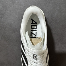 Adidas Adizero Evo SL 阿迪超轻透气缓震跑鞋 整体外观造型与adiZero Adios Pro EV Adidas Adizero Evo SL 阿迪超轻透气缓震跑鞋 整体外观造型与adiZero Adios Pro EV