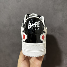A Bathing Ape/安逸猿 男女运动鞋复古板鞋 升级原楦原纸版数据开发,采用超软皮革鞋面材质,内置全掌air s A Bathing Ape/安逸猿 男女运动鞋复古板鞋 升级原楦原纸版数据开发,采用超软皮革鞋面材质,内置全掌air s