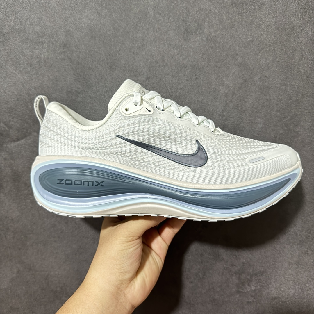 Nike Air Zoom Vomero Plus 登月网面厚底气垫跑鞋 货号:HV8150-111 尺码:36-46带 Nike Air Zoom Vomero Plus 登月网面厚底气垫跑鞋 货号:HV8150-111 尺码:36-46带