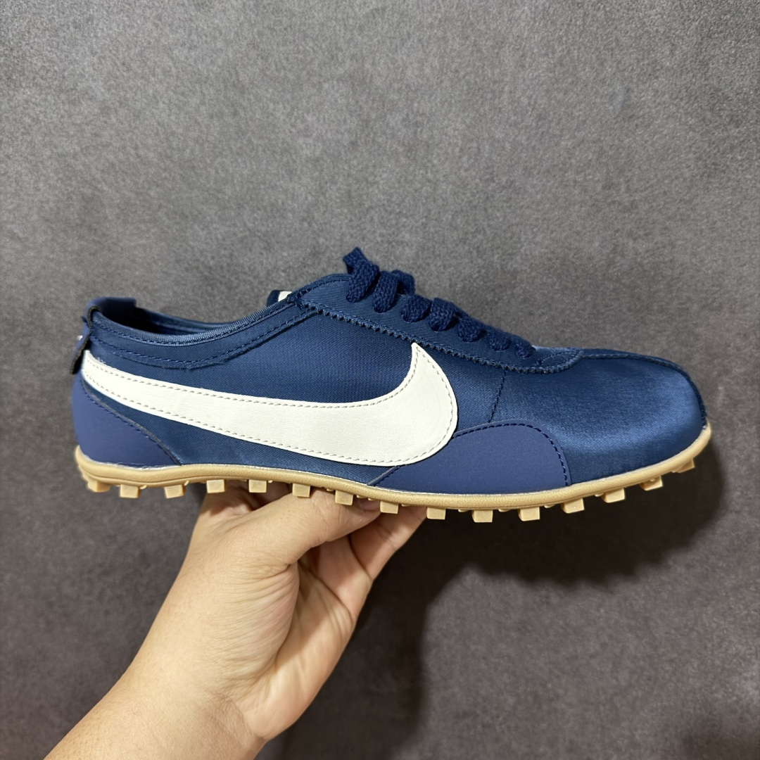 Nike Moon Shoe OG Summit 耐克 柔软舒适防滑耐磨 低帮休闲板鞋 货号:IW0955-400 尺码 Nike Moon Shoe OG Summit 耐克 柔软舒适防滑耐磨 低帮休闲板鞋 货号:IW0955-400 尺码