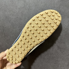 Nike Moon Shoe OG Summit 耐克 柔软舒适防滑耐磨 低帮休闲板鞋 货号:IW0955-400 尺码 Nike Moon Shoe OG Summit 耐克 柔软舒适防滑耐磨 低帮休闲板鞋 货号:IW0955-400 尺码