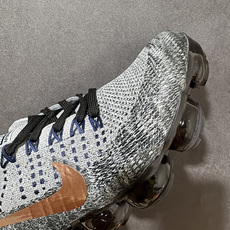 耐克(NIKE)Air VaporMax Flyknit 轻盈透气针织男气垫跑步鞋 回弹缓冲休闲鞋 防滑 减震 耐磨 轻 耐克(NIKE)Air VaporMax Flyknit 轻盈透气针织男气垫跑步鞋 回弹缓冲休闲鞋 防滑 减震 耐磨 轻