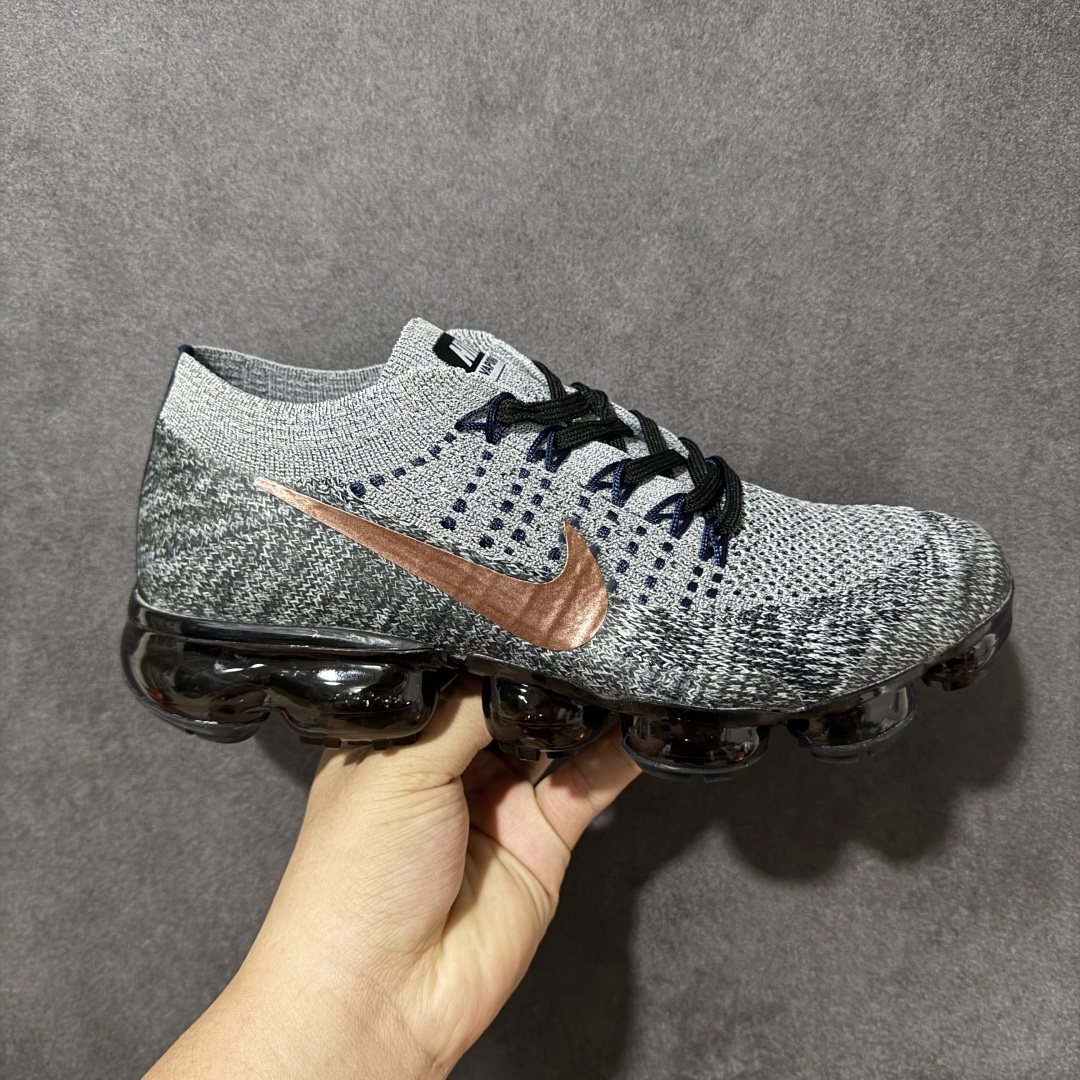 耐克(NIKE)Air VaporMax Flyknit 轻盈透气针织男气垫跑步鞋 回弹缓冲休闲鞋 防滑 减震 耐磨 轻 耐克(NIKE)Air VaporMax Flyknit 轻盈透气针织男气垫跑步鞋 回弹缓冲休闲鞋 防滑 减震 耐磨 轻