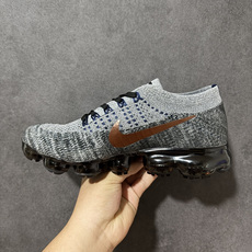 耐克(NIKE)Air VaporMax Flyknit 轻盈透气针织男气垫跑步鞋 回弹缓冲休闲鞋 防滑 减震 耐磨 轻 耐克(NIKE)Air VaporMax Flyknit 轻盈透气针织男气垫跑步鞋 回弹缓冲休闲鞋 防滑 减震 耐磨 轻