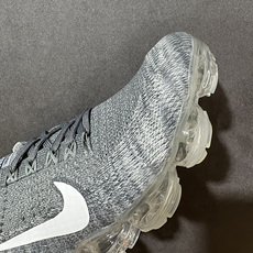 耐克(NIKE)Air VaporMax Flyknit 轻盈透气针织男气垫跑步鞋 回弹缓冲休闲鞋 防滑 减震 耐磨 轻 耐克(NIKE)Air VaporMax Flyknit 轻盈透气针织男气垫跑步鞋 回弹缓冲休闲鞋 防滑 减震 耐磨 轻