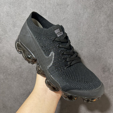 耐克(NIKE)Air VaporMax Flyknit 轻盈透气针织男气垫跑步鞋 回弹缓冲休闲鞋 防滑 减震 耐磨 轻 耐克(NIKE)Air VaporMax Flyknit 轻盈透气针织男气垫跑步鞋 回弹缓冲休闲鞋 防滑 减震 耐磨 轻
