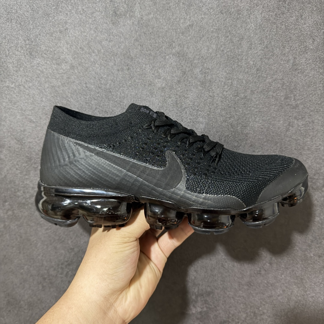 耐克(NIKE)Air VaporMax Flyknit 轻盈透气针织男气垫跑步鞋 回弹缓冲休闲鞋 防滑 减震 耐磨 轻 耐克(NIKE)Air VaporMax Flyknit 轻盈透气针织男气垫跑步鞋 回弹缓冲休闲鞋 防滑 减震 耐磨 轻