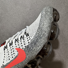 耐克(NIKE)Air VaporMax Flyknit 轻盈透气针织男气垫跑步鞋 回弹缓冲休闲鞋 防滑 减震 耐磨 轻 耐克(NIKE)Air VaporMax Flyknit 轻盈透气针织男气垫跑步鞋 回弹缓冲休闲鞋 防滑 减震 耐磨 轻
