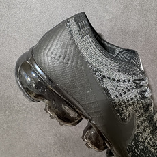 耐克(NIKE)Air VaporMax Flyknit 轻盈透气针织男气垫跑步鞋 回弹缓冲休闲鞋 防滑 减震 耐磨 轻 耐克(NIKE)Air VaporMax Flyknit 轻盈透气针织男气垫跑步鞋 回弹缓冲休闲鞋 防滑 减震 耐磨 轻