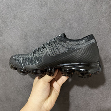 耐克(NIKE)Air VaporMax Flyknit 轻盈透气针织男气垫跑步鞋 回弹缓冲休闲鞋 防滑 减震 耐磨 轻 耐克(NIKE)Air VaporMax Flyknit 轻盈透气针织男气垫跑步鞋 回弹缓冲休闲鞋 防滑 减震 耐磨 轻