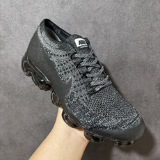 耐克(NIKE)Air VaporMax Flyknit 轻盈透气针织男气垫跑步鞋 回弹缓冲休闲鞋 防滑 减震 耐磨 轻 耐克(NIKE)Air VaporMax Flyknit 轻盈透气针织男气垫跑步鞋 回弹缓冲休闲鞋 防滑 减震 耐磨 轻