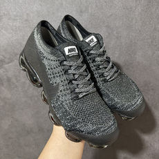耐克(NIKE)Air VaporMax Flyknit 轻盈透气针织男气垫跑步鞋 回弹缓冲休闲鞋 防滑 减震 耐磨 轻 耐克(NIKE)Air VaporMax Flyknit 轻盈透气针织男气垫跑步鞋 回弹缓冲休闲鞋 防滑 减震 耐磨 轻
