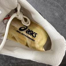 Asics Gel Kayano 12.1 亚瑟士卡亚诺12.1代系列低帮轻量缓震休闲运动跑步鞋 采用环保太空合成革配合 Asics Gel Kayano 12.1 亚瑟士卡亚诺12.1代系列低帮轻量缓震休闲运动跑步鞋 采用环保太空合成革配合
