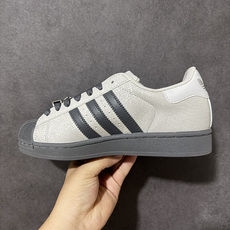Adidas Originals Superstar贝壳头系列 阿迪达斯 三叶草低帮经典百搭休闲运动板鞋 货号:IH16 Adidas Originals Superstar贝壳头系列 阿迪达斯 三叶草低帮经典百搭休闲运动板鞋 货号:IH16