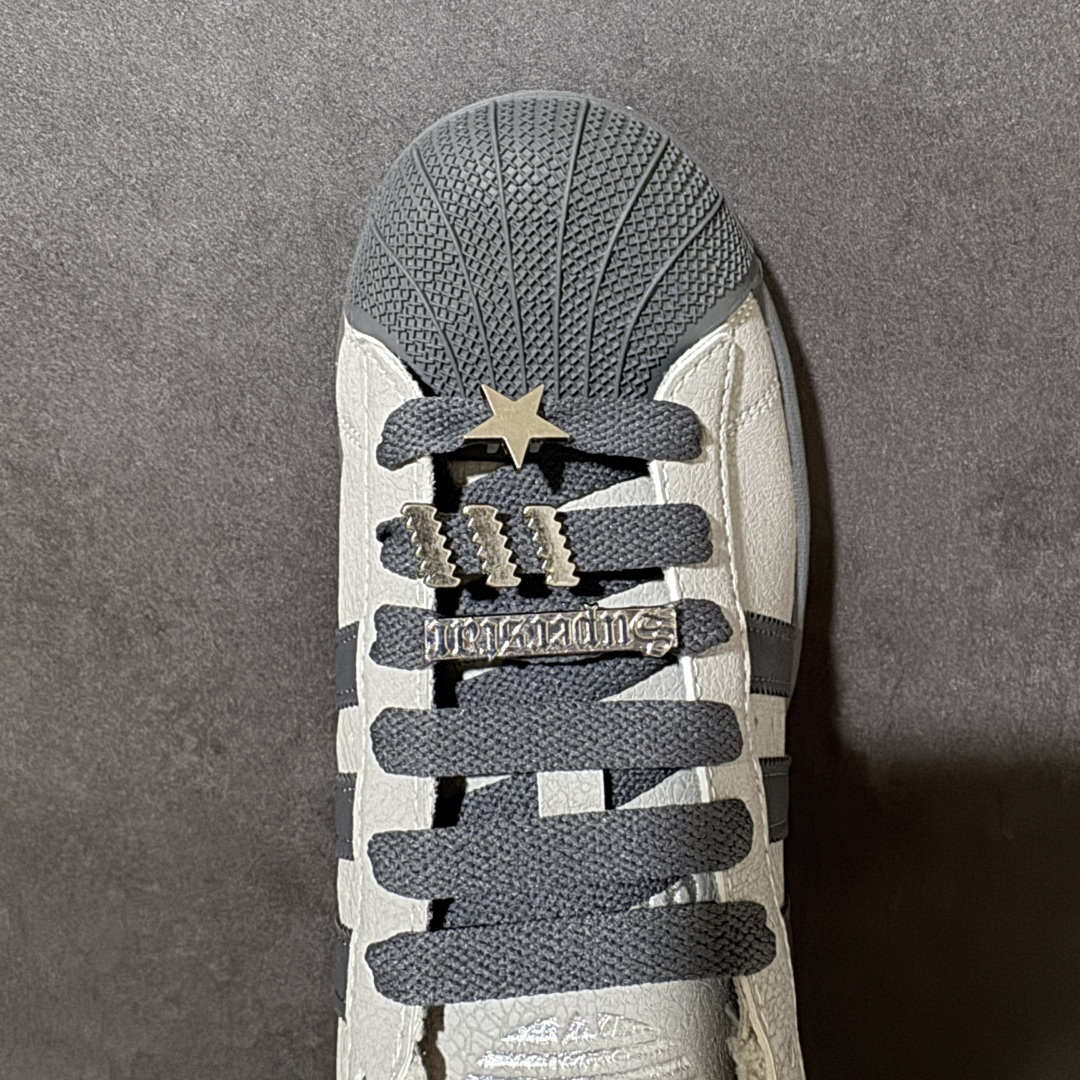 Adidas Originals Superstar贝壳头系列 阿迪达斯 三叶草低帮经典百搭休闲运动板鞋 货号:IH16 Adidas Originals Superstar贝壳头系列 阿迪达斯 三叶草低帮经典百搭休闲运动板鞋 货号:IH16