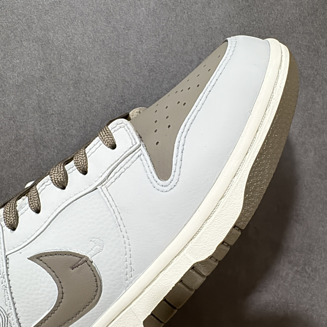 Nike SB Dunk Low高端定制 今年最流行配色搭配 浮尘序 海外潮流爆款 低帮 复古 减震 防滑 耐磨 篮球鞋 Nike SB Dunk Low高端定制 今年最流行配色搭配 浮尘序 海外潮流爆款 低帮 复古 减震 防滑 耐磨 篮球鞋