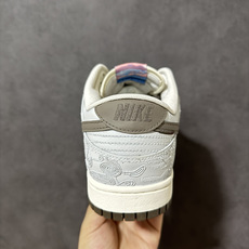 Nike SB Dunk Low高端定制 今年最流行配色搭配 浮尘序 海外潮流爆款 低帮 复古 减震 防滑 耐磨 篮球鞋 Nike SB Dunk Low高端定制 今年最流行配色搭配 浮尘序 海外潮流爆款 低帮 复古 减震 防滑 耐磨 篮球鞋